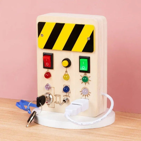 Tableau Montessori - BusyBoardCircuit™ - Déverrouillage de lumière - Bbcadeaux