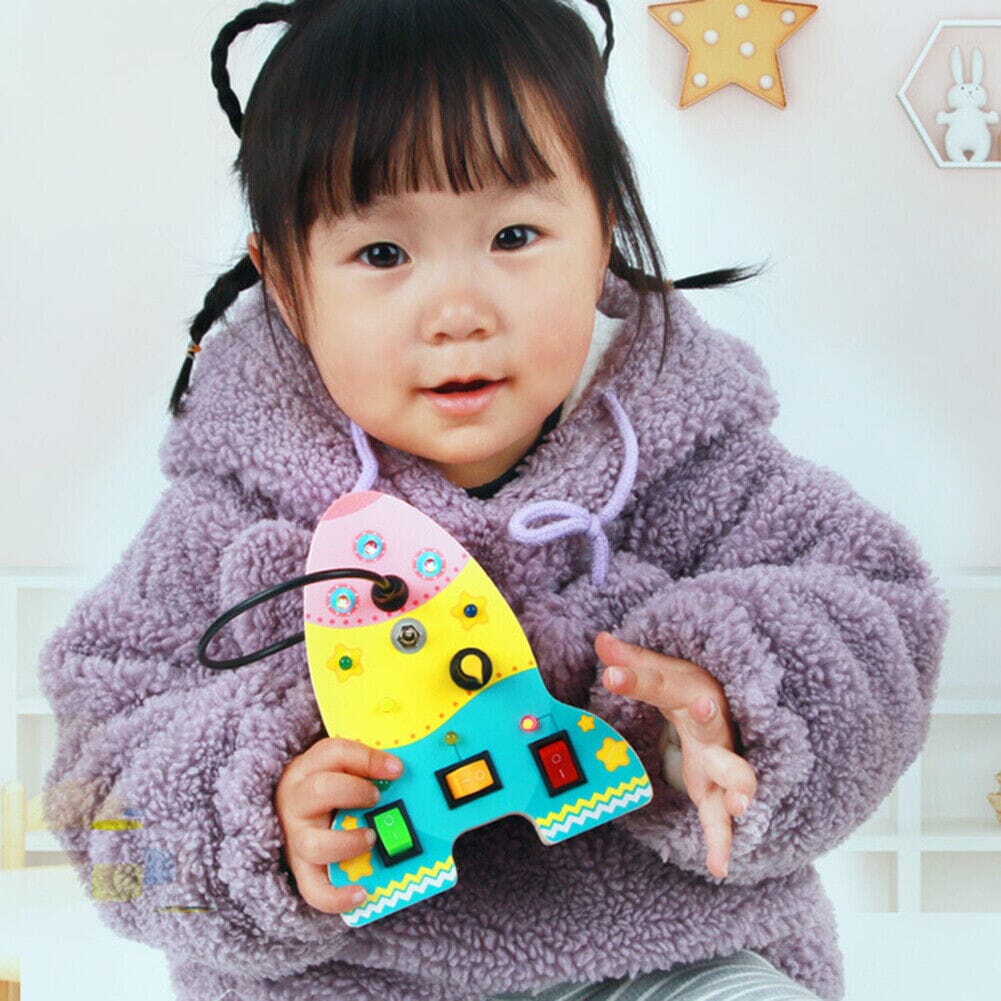 Tableau Montessori - BusyBoardCircuit™ - Fusée - Bbcadeaux